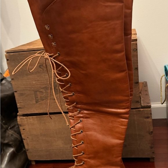 New Gorgeous Over the knee boots Size 9.5 - Picture 2 of 9
